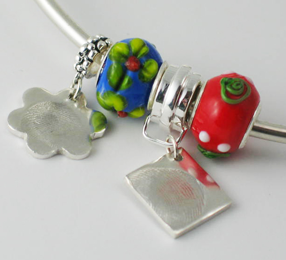 Pendants Entry 3