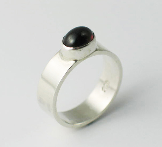 Stone Set Garnet Ring