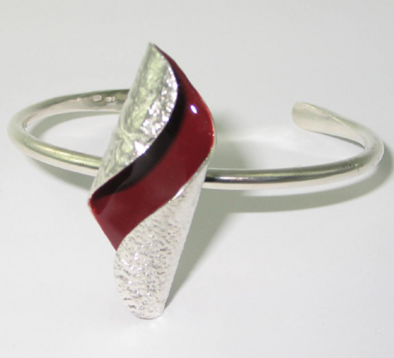 Laege Silver and Maroon Enamel Bangle